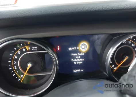 2022 Jeep Wrangler Unlimited Sport S 4X4 z USA, uszkodzony, nr VIN 1C4HJXDG8NW252647